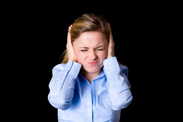 buka u zgradi, prijava buke u zgradi, prijava buke, kome prijaviti buku, glasna muzika zakon,